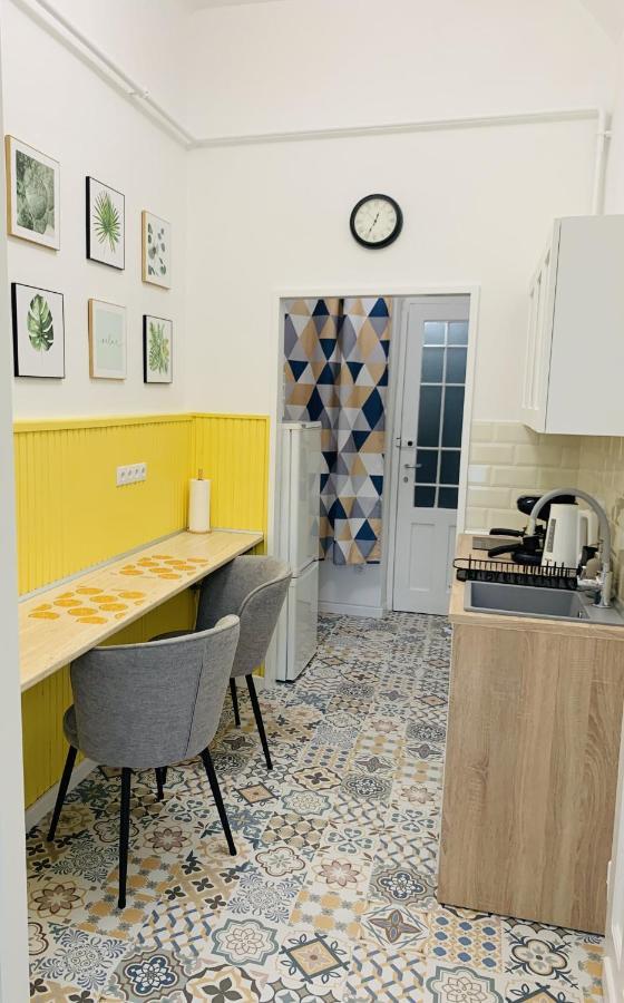 Margaret Boulevard Apartment - With Balcony 부다페스트 외부 사진